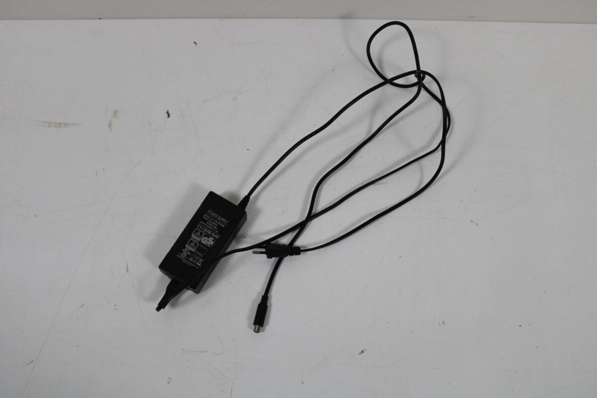 Oplader elektrische step 42volt 2ah